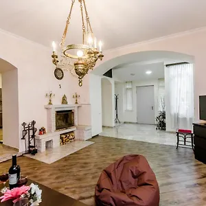 Comfortable House On Marjanishvili شقة